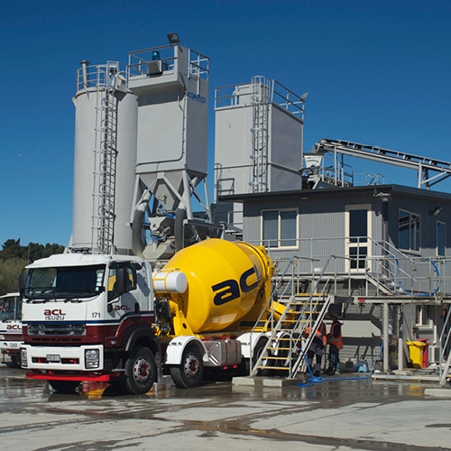 ACL Concrete Mixer and loading station