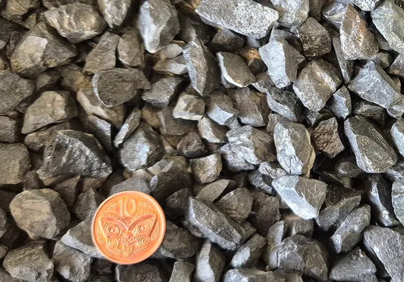 Black Chip Small 825x550